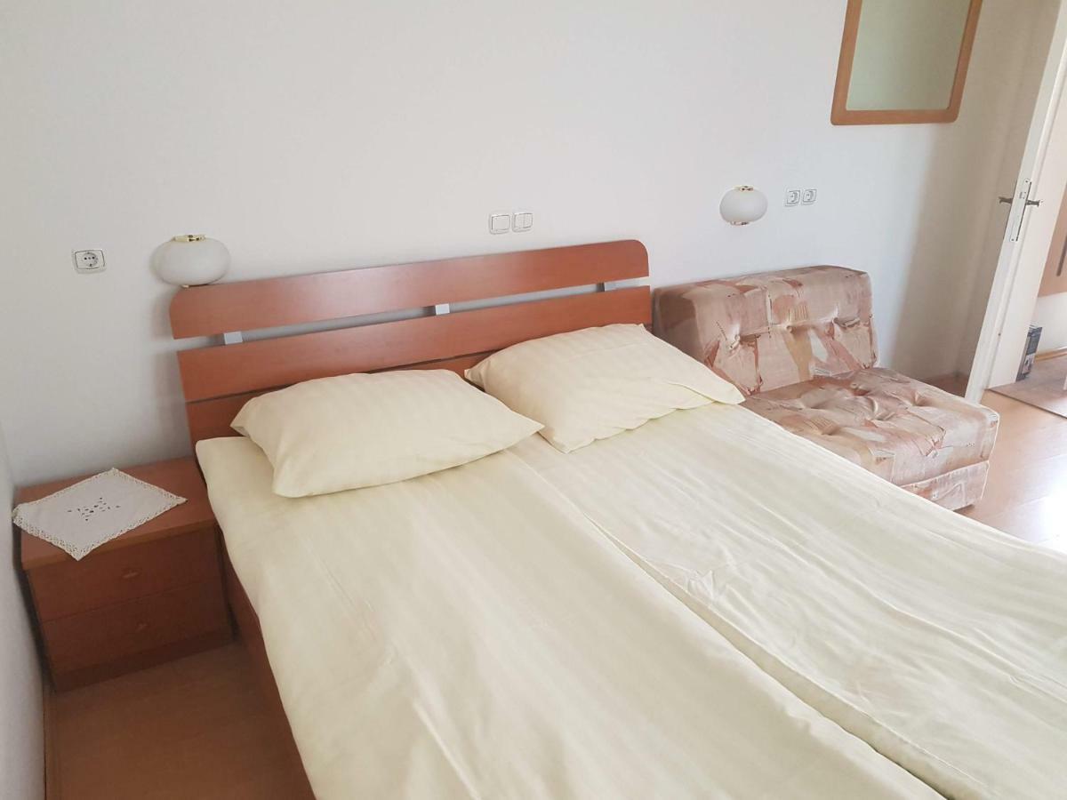 Apartment Lipar ゴレンスカ地方 エクステリア 写真